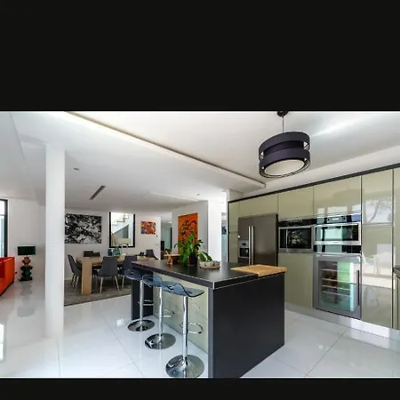 Serenity Saint Tropez